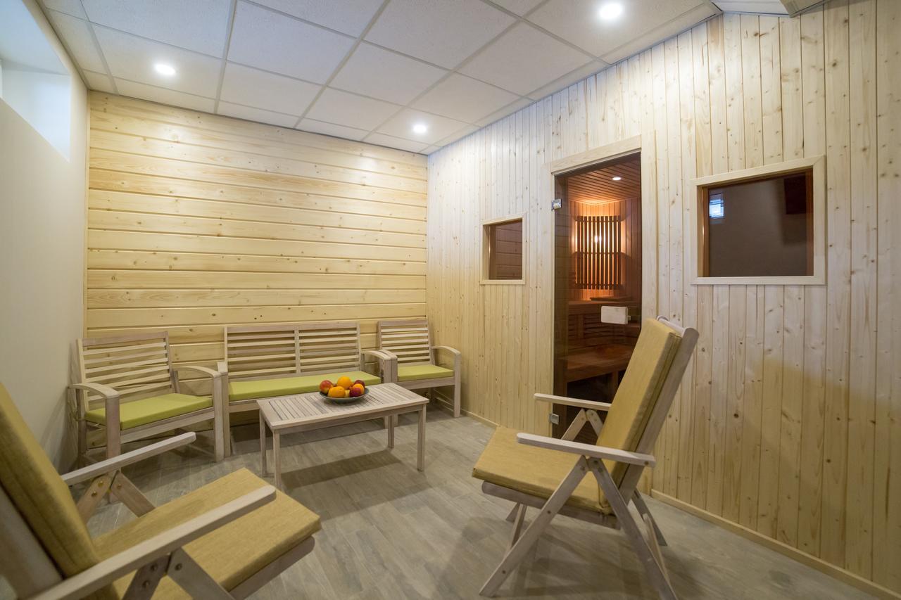 Ministerka Lake-House Hotel Kiev Exterior foto